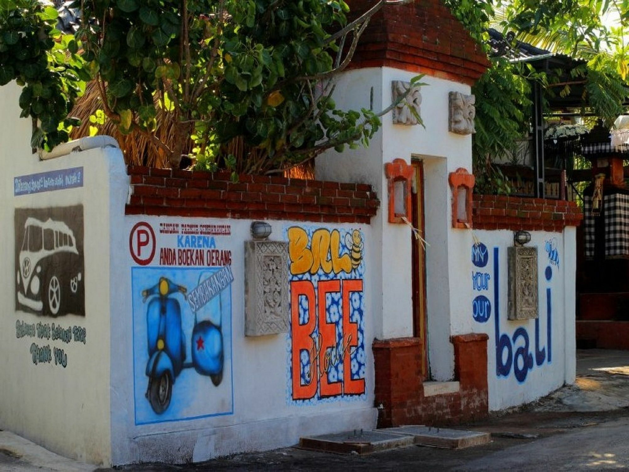 ホテル Bali Bee House ケロボカン エクステリア 写真